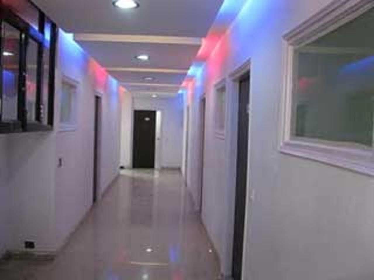 Airport Hotel Ambrosia New Delhi Exterior photo